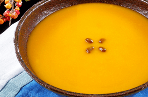 薬膳スープ拡大画像